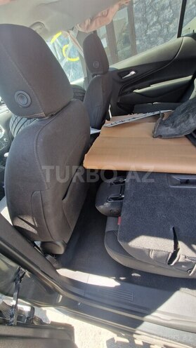 Chevrolet Equinox-13