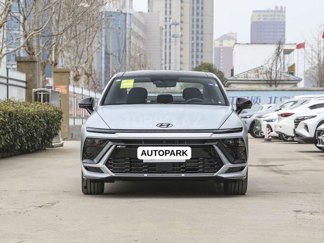 Hyundai Sonata-2