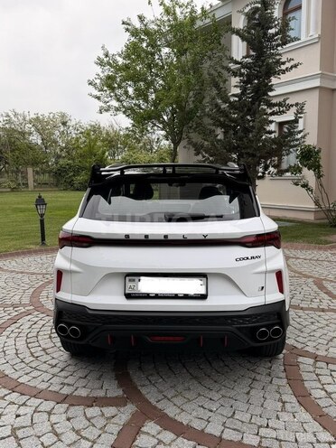 Geely Coolray-3