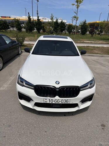 BMW 530e-1