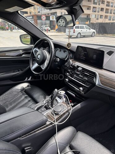 BMW 530e-9