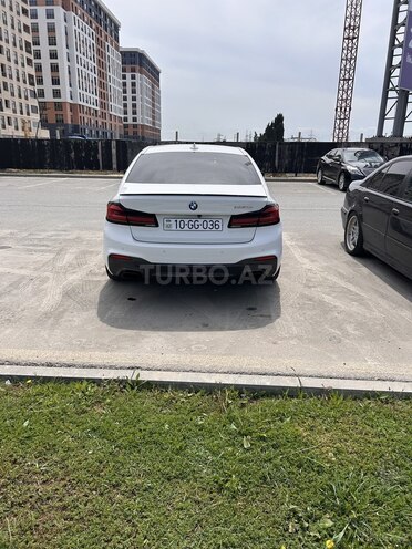 BMW 530e-2