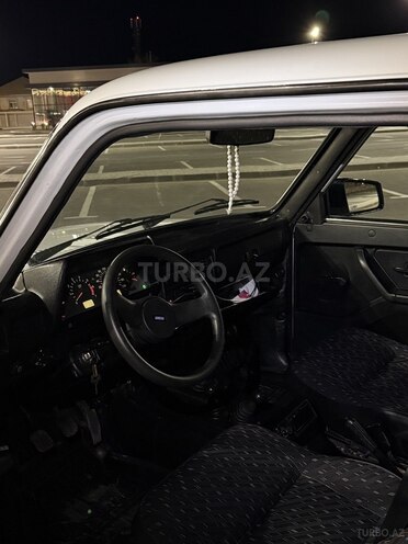 LADA (VAZ) Niva-4