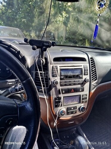 Hyundai Santa Fe-4