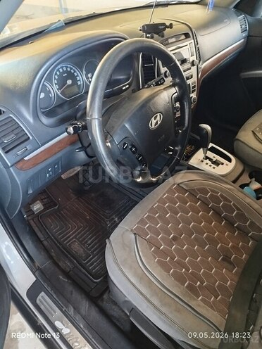 Hyundai Santa Fe-9