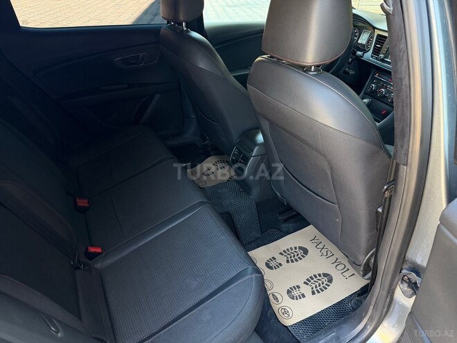 SEAT Leon-14