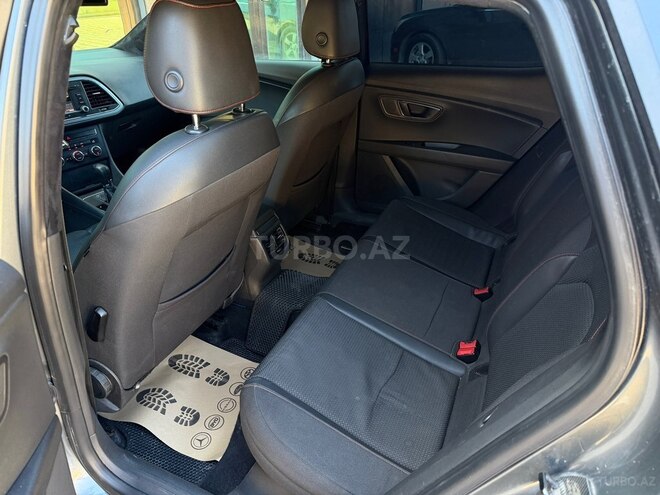 SEAT Leon-13