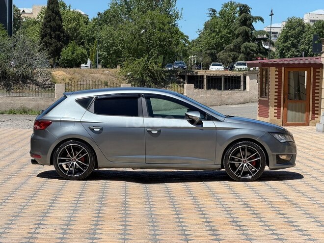 SEAT Leon-7