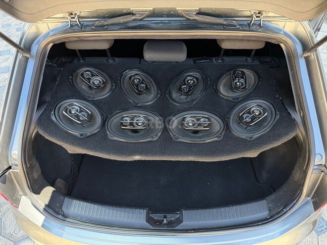 SEAT Leon-19