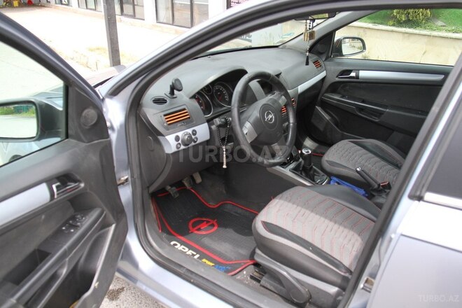 Opel Astra-10