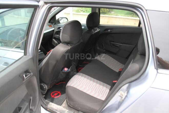 Opel Astra-7