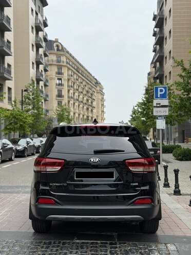 Kia Sorento-5
