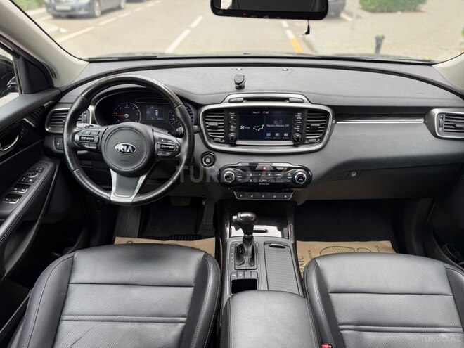 Kia Sorento-10