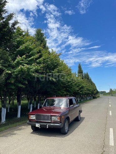 LADA (VAZ) 2107-2