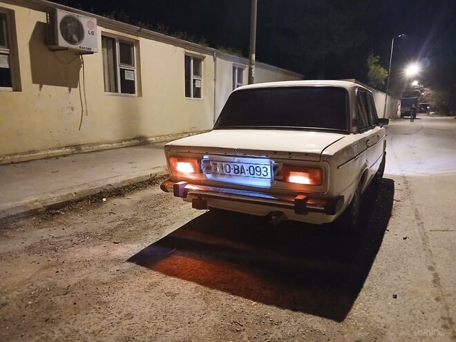 LADA (VAZ) 2106-7