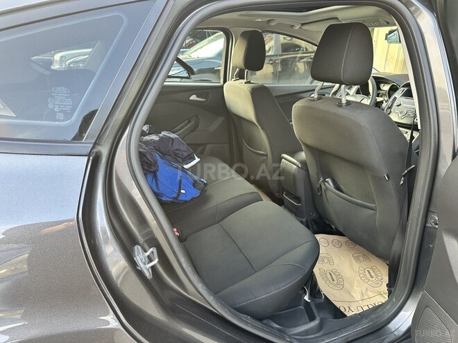 Ford Focus-5