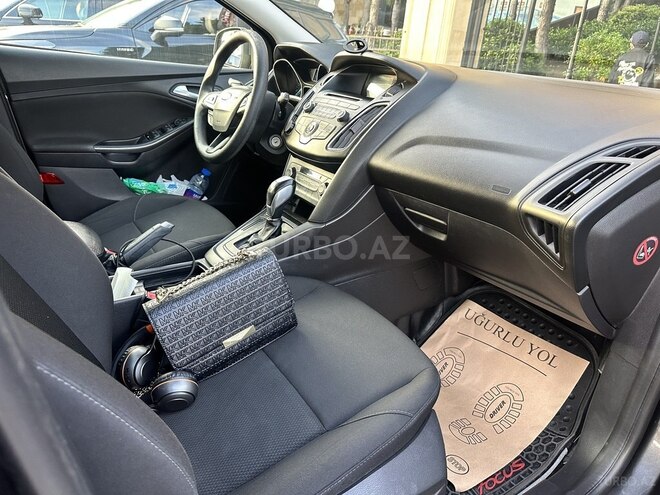 Ford Focus-4