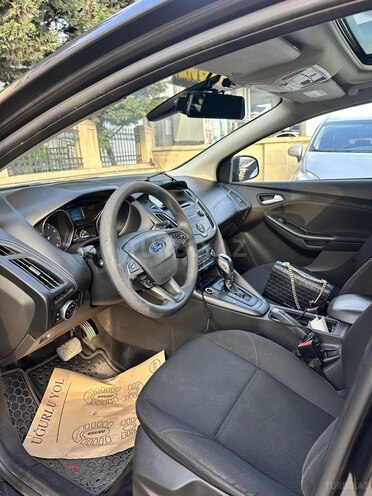 Ford Focus-3
