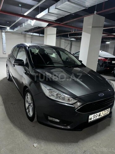 Ford Focus-8