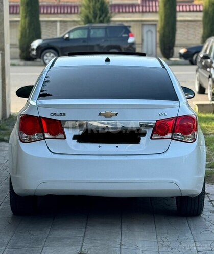 Chevrolet Cruze-2