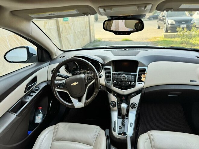 Chevrolet Cruze-3