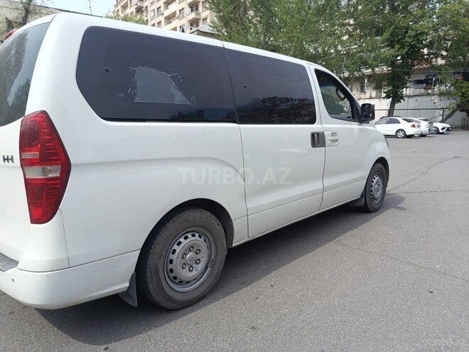 Hyundai H-1-4