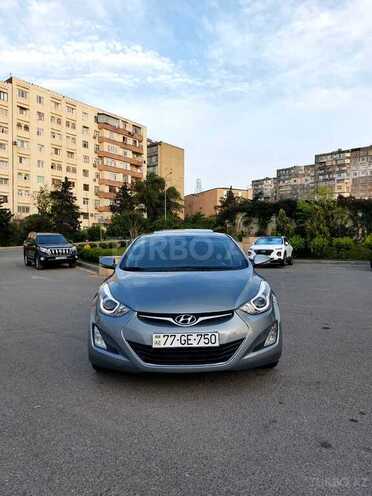 Hyundai Elantra-1