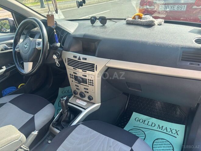 Opel Astra-10
