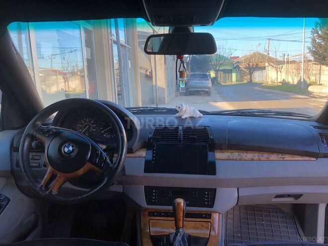 BMW X5-7