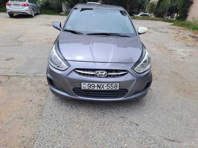 Hyundai Accent-6
