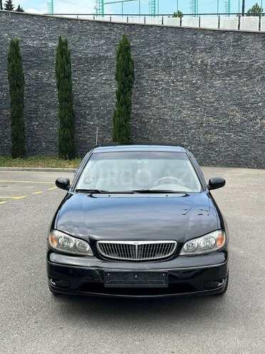 Nissan Maxima-2