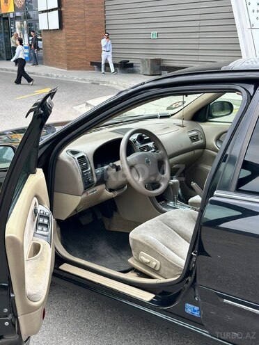 Nissan Maxima-8