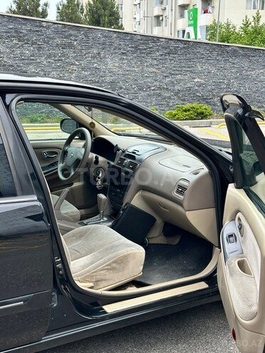 Nissan Maxima-12