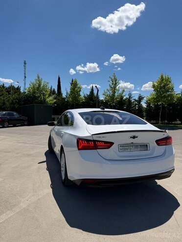 Chevrolet Malibu-6