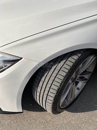 BMW 325-8