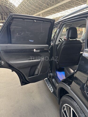 Kia Sorento-3
