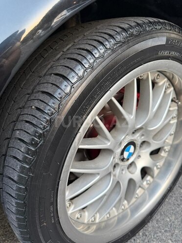 BMW 525-8