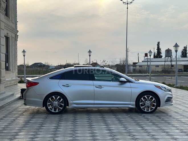Hyundai Sonata-11