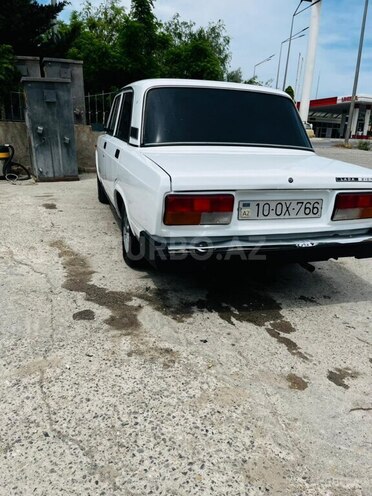 LADA (VAZ) 2107-4