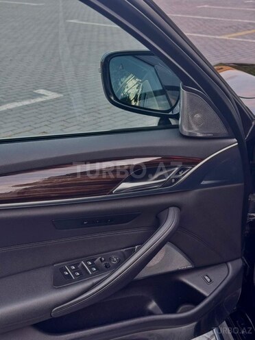 BMW 530-18