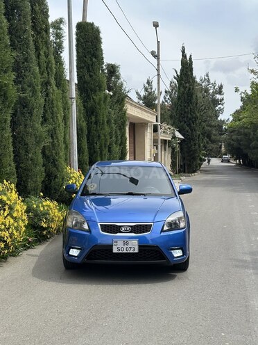 Kia Rio-1
