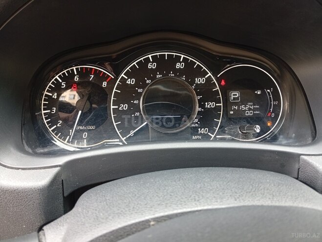 Nissan Note-7