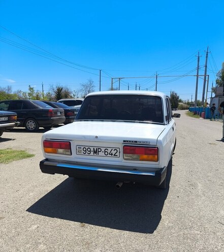 LADA (VAZ) 2107-11