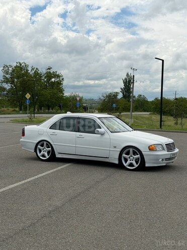 Mercedes C 200-6