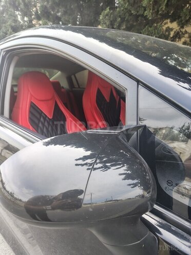 Kia Rio-5