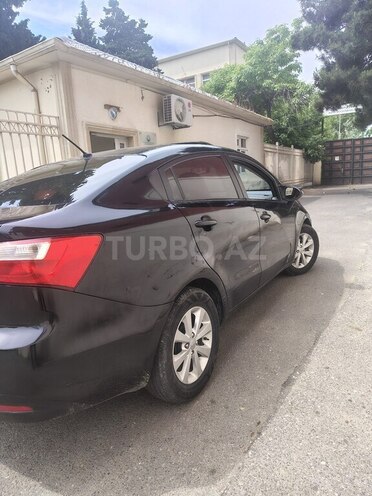 Kia Rio-8