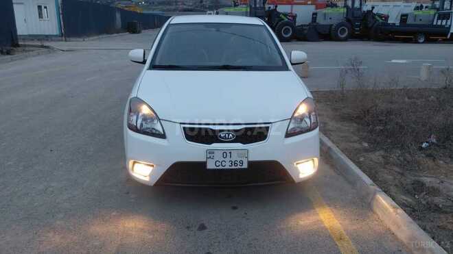 Kia Rio-1