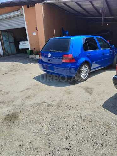 Volkswagen Golf-5