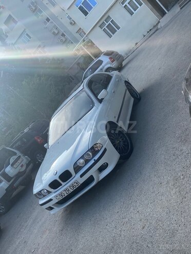 BMW 525-9