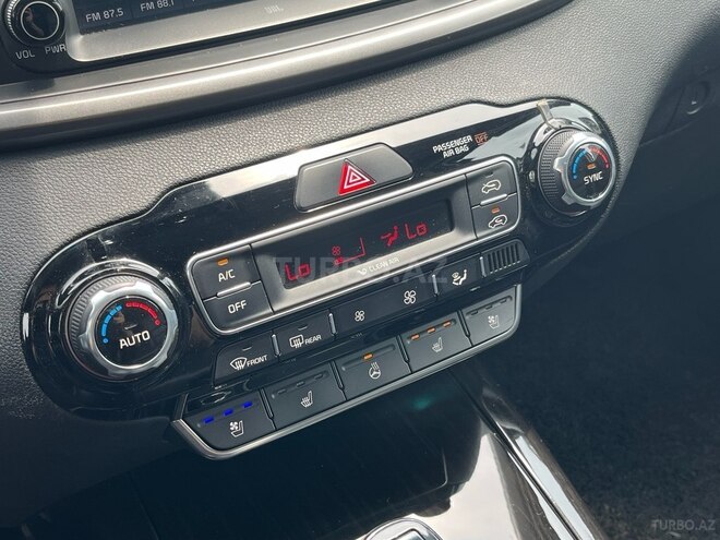 Kia Sorento-7
